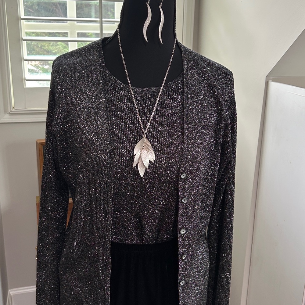Casual Corner Black and Silver Women's Outfit - Picture 2 of 5